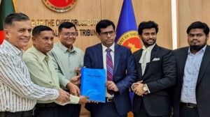 সোমবার আন্তর্জাতিক অপরাধ ট্রাইব্যুনালে শেখ হাসিনার বিরুদ্ধে জুলাই গণহত্যার তদন্ত প্রতিবেদন দাখিল করেছে তদন্ত সংস্থা/ছবি সংগৃহীত